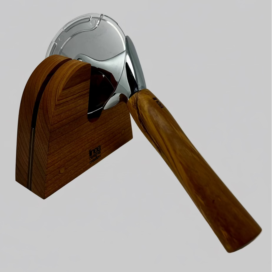 Coupe-pizza en bois d'olivier